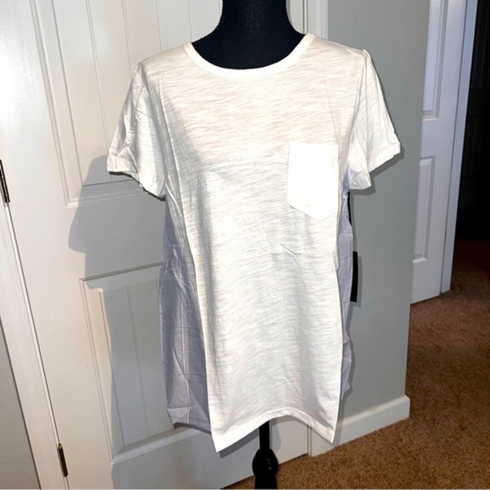 NWT - Doe & Rae - Medium- White shirt front/ blue white plain pattern on back